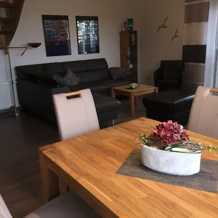 Skippersin4 * Greetsiel